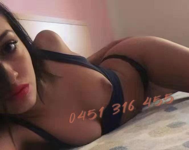 DAMN HOT GIRL AVAILABLE WITH BEST SERVICES SEXY FUN ALOT !😍🔥🛁d