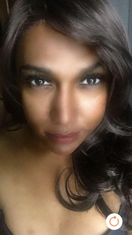 TRANSSEXUAL SUPER HUNG SRI LANKAN GODDESS SHEMALE TRANSSEXUAL LAYBOY