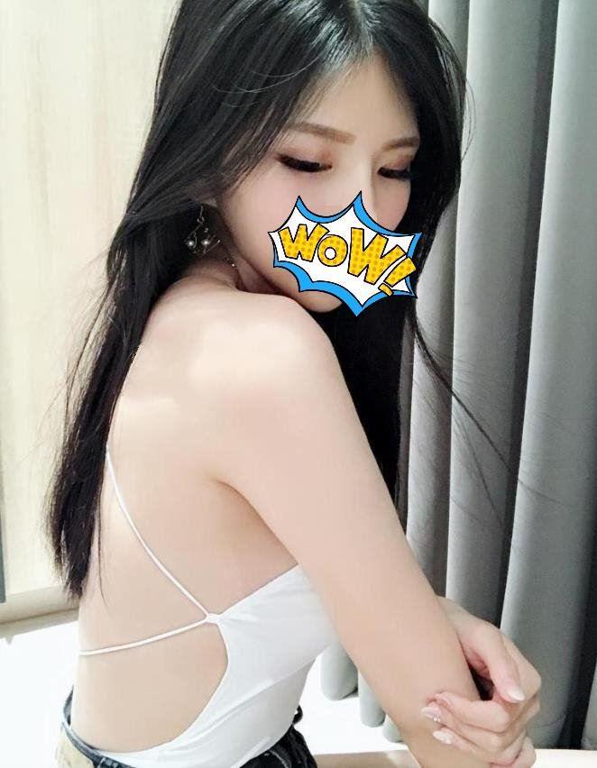 Sexy Cambodian mix girl Very naughty girl here for you 🌸 💘🐝
